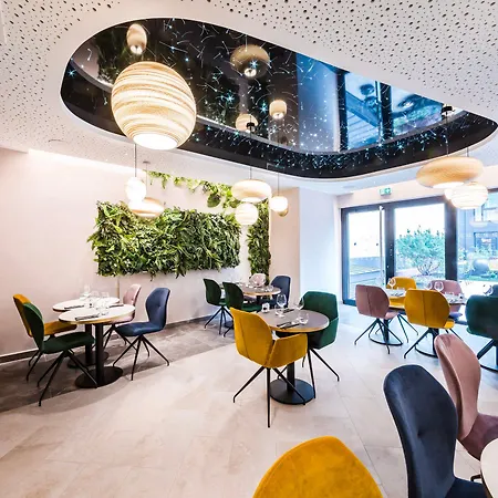 Voco Centre - The Garden By Ihg 4* Straßburg