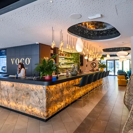 Voco Centre - The Garden By Ihg فندق
